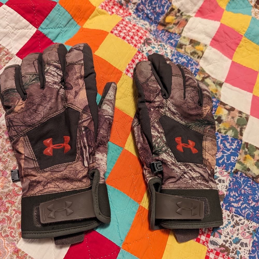 Under Armour Primaloft Camo Hunting Gloves, Men's Large